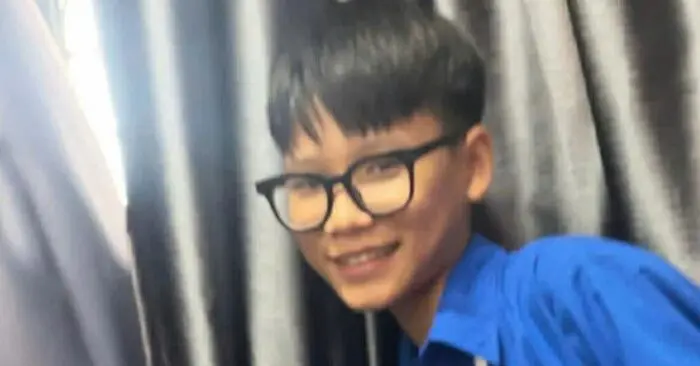 Nam sinh cứu người
