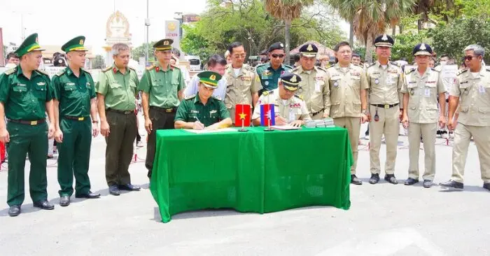tiếp nhận công dân