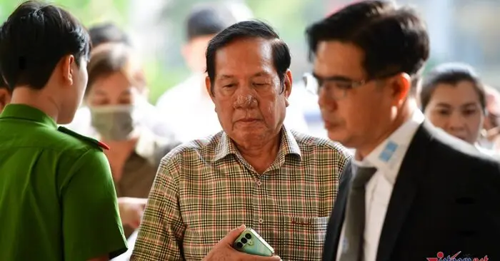 Vụ "đất vàng"