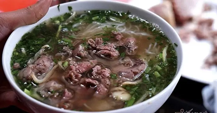 giá hàng hóa thiết yếu