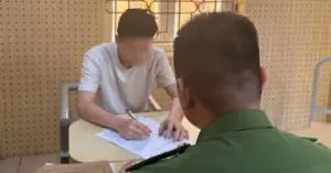 Khởi tố Nguyễn Minh Quang