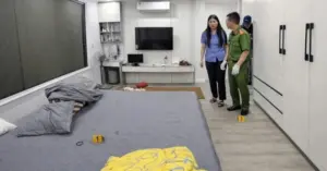 cán bộ xã đánh vợ