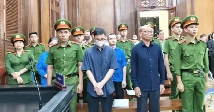 Biến đất công thành đất tư