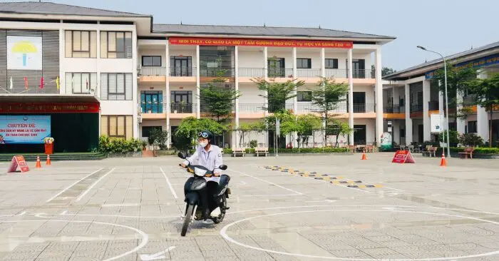 Kỹ năng lái xe an toàn
