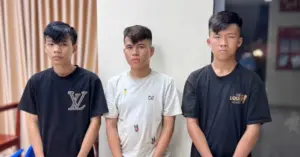 Nhóm cướp tài sản trong đêm