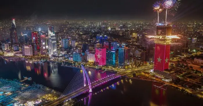 bắn pháo hoa nghệ thuật