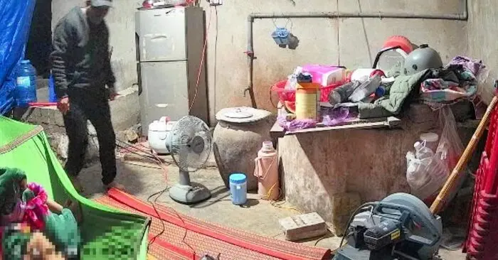 truy tìm kẻ bịt mặt