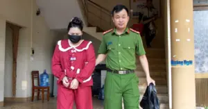 dùng ảnh chuyển khoản giả