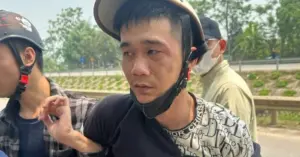 giật dây chuyền bạc