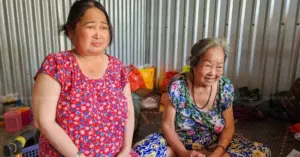 Nuôi con học đại học