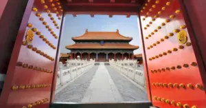 Đinh vàng Tử Cấm Thành