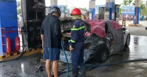 Vụ cháy ô tô