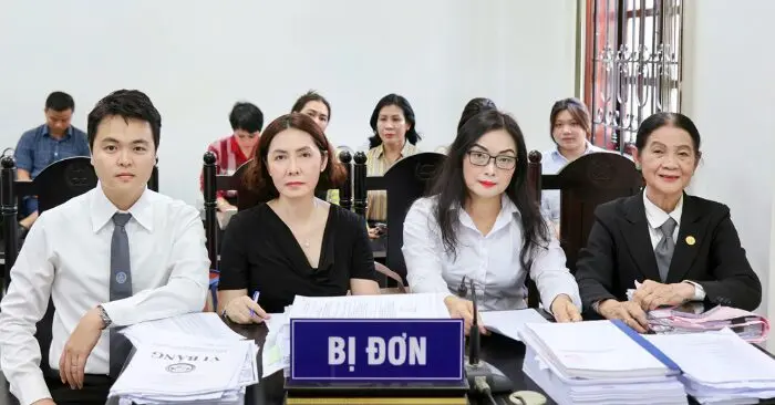 Vụ ly hôn 1.200 tỉ