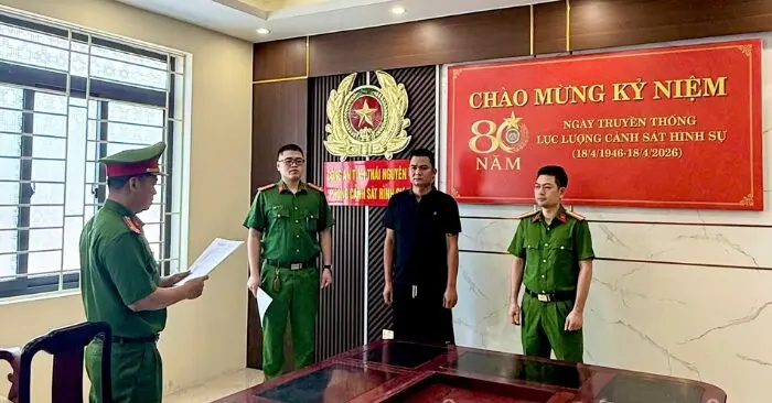 Bắt tạm giam Hoàng Trọng Tuân