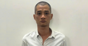 cướp giật dây chuyền