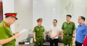 Trốn thuế