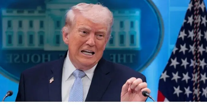 Tổng thống Donald Trump ra tối hậu thư mới cho Iran