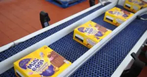 Nhà máy sản xuất 600 triệu chiếc bánh Cadbury mỗi năm