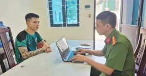 Bắt đối tượng giả vờ mua hàng rồi cướp dây chuyền tại Nghệ An