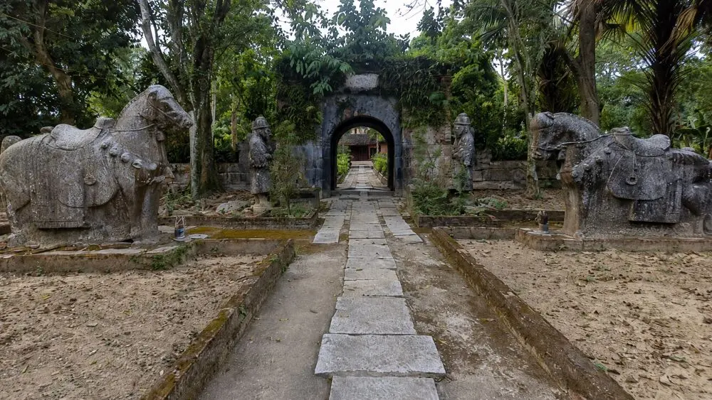 Thanh Hóa phê duyệt dự án hơn 8,7 tỷ đồng khai quật tổng thể đền thờ Nguyễn Văn Nghi, di tích cổ được ví như “Thành nhà Hồ thứ hai”.