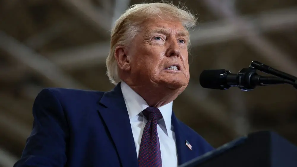 Tổng thống Mỹ Donald Trump chỉ trích gay gắt Thượng viện sau nghị quyết yêu cầu chấm dứt chiến sự Iran. Diễn biến mới gây nhiều chú ý.
