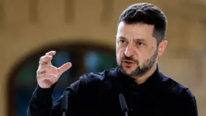 Ukraine tuyên bố phá hủy kho vũ khí 60.000 tấn của Nga, Tổng thống Zelensky cập nhật diễn biến chiến sự mới nhất.