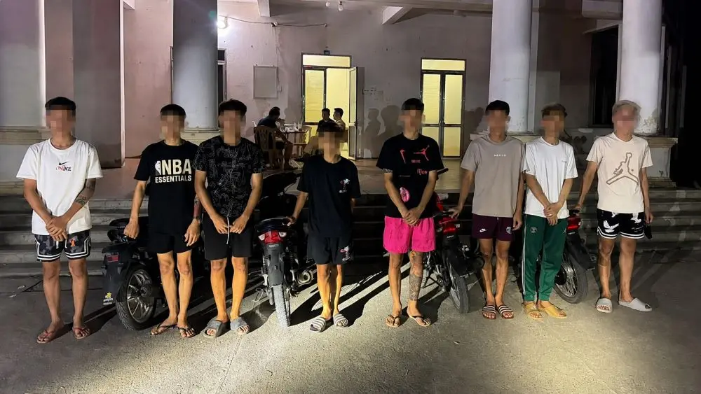 Xử phạt hơn 107 triệu đồng nhóm thanh thiếu niên lạng lách, đánh võng ở Thanh Hóa, góp phần siết chặt trật tự an toàn giao thông