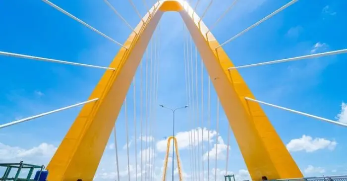 cầu Hoàng Gia,