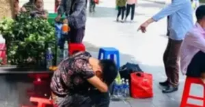 ghế nhựa bệnh viện