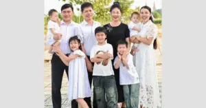 ba chị em lấy ba anh em