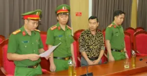 khởi tố giám đốc doanh nghiệp