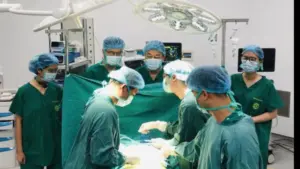Ca phẫu thuật đầu tiên Bệnh viện Bạch Mai Ninh Bình