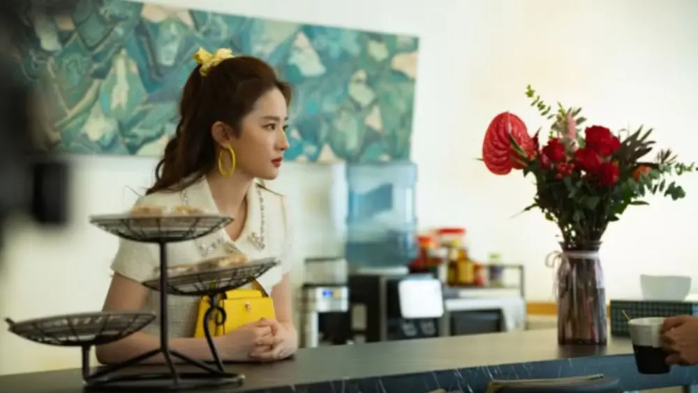 Vì sao gia đình thường lo lắng khi con gái chọn sống độc thân? Bài viết lý giải những quan niệm và áp lực khiến sự lựa chọn này ít được ủng hộ.