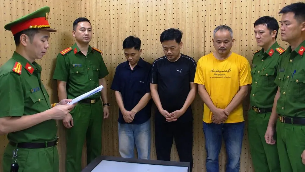 Giám đốc và 2 nhân viên bị cáo buộc làm giả hàng trăm phiếu thí nghiệm vật liệu công trình, phục vụ nhiều hồ sơ nghiệm thu dự án.