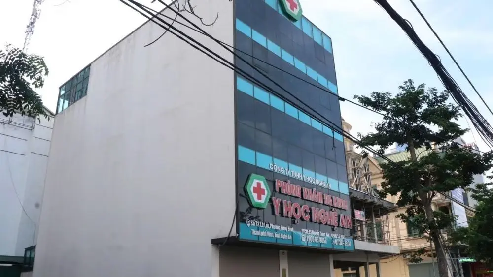 Phòng khám đa khoa Y học Nghệ An bị điều tra sau vụ án lừa dối khách hàng, nhiều người trình báo đã chi hàng chục triệu đồng để khám chữa bệnh.