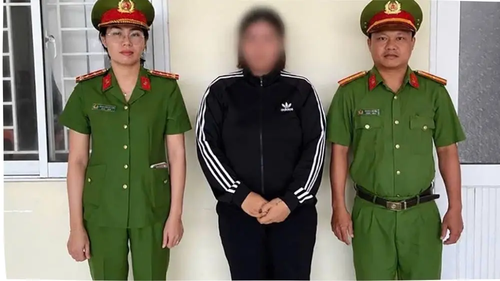 Khởi tố vụ chứa mại dâm tại quán nhậu ở TPHCM, bốn bị can bị bắt tạm giam, trong đó có hai người bị điều tra về hành vi mua dâm người dưới 18 tuổi.