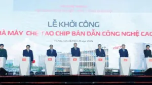 Nhà máy chip Viettel tại Hà Nội có vốn đầu tư khoảng 1,3 tỷ USD, góp phần phát triển ngành bán dẫn Việt Nam. Xem chi tiết.