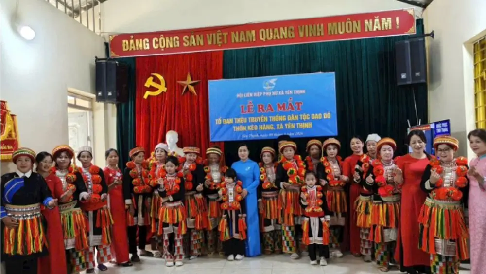 Tổ đan thêu người Dao đỏ ở thôn Kéo Nàng góp phần bảo tồn nghề truyền thống, gìn giữ bản sắc văn hóa và tạo sinh kế cho phụ nữ địa phương.