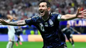 Messi lập thêm kỷ lục với màn trình diễn ấn tượng, vươn lên dẫn đầu danh sách Vua phá lưới. Xem diễn biến mới nhất.