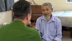 Người đàn ông đâm bạn tử vong sau mâu thuẫn liên quan đến việc xúc phạm mẹ mình. Cập nhật diễn biến điều tra mới nhất của vụ án.