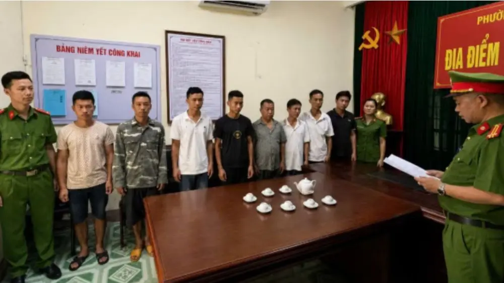 Khởi tố nhóm đối tượng góp vốn, thuê máy móc khai thác vàng trái phép. Cập nhật diễn biến mới nhất của vụ án.