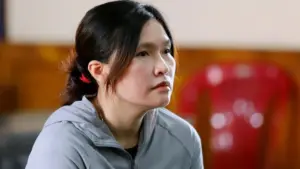 Người đàn ông tiếp tục lừa đảo nhiều nạn nhân trong thời gian được hoãn thi hành án 10 năm tù, gây thiệt hại hàng tỷ đồng.