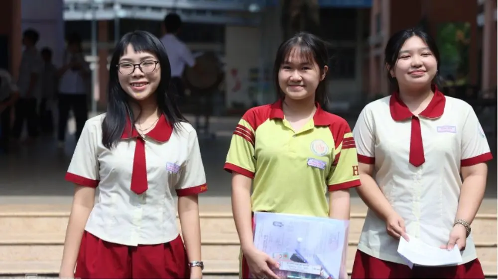 Bộ Giáo dục khẳng định tiếp tục duy trì kỳ thi tốt nghiệp THPT, đồng thời cải tiến theo hướng hiện đại, minh bạch và khách quan.
