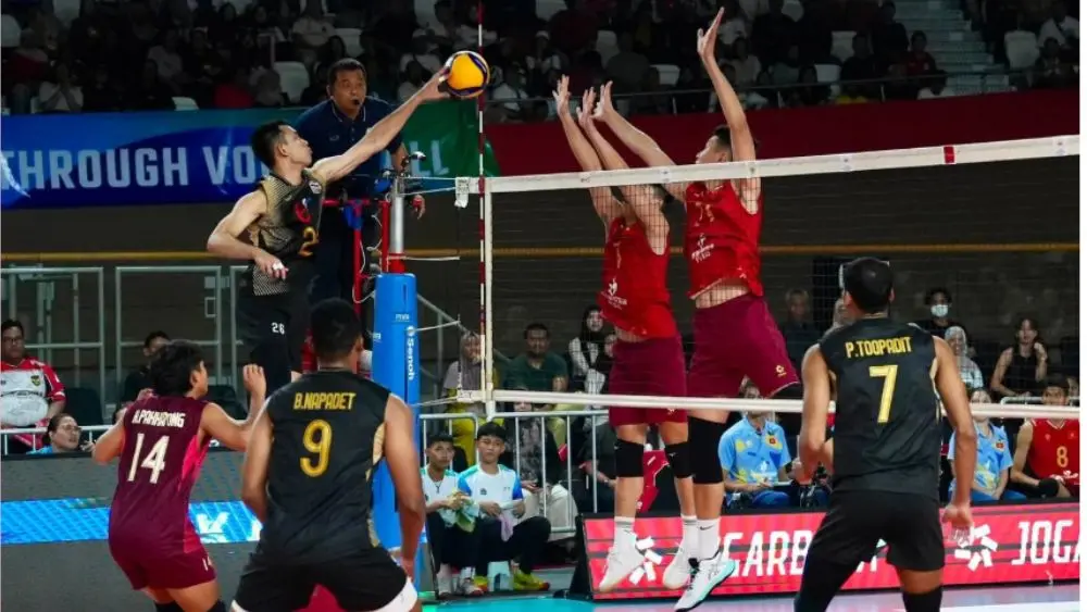 Tuyển bóng chuyền nam Việt Nam lần đầu vô địch chặng 2 SEA V.League 2026 sau chiến thắng trước Thái Lan, tạo dấu mốc lịch sử.