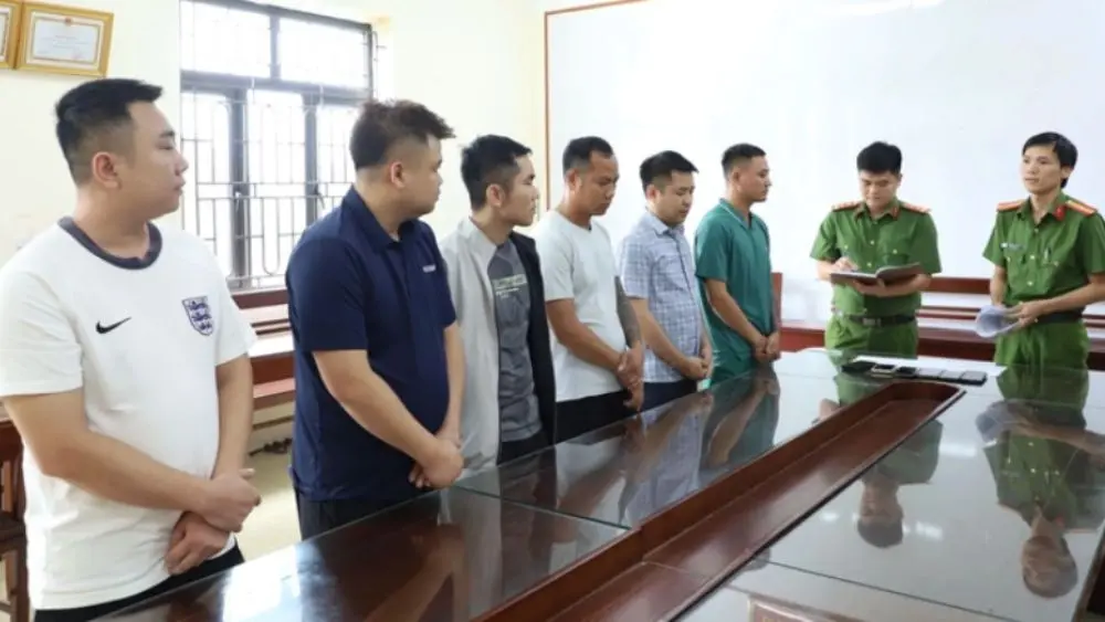 Triệt phá đường dây cá độ World Cup hơn 900 tỷ đồng, công an tạm giữ 6 đối tượng và tiếp tục mở rộng điều tra vụ án.