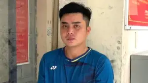 Hiền Phúc bị bắt khẩn cấp sau vụ bạo hành bé gái 3 tuổi là con riêng của vợ. Công an đang tiếp tục điều tra, làm rõ vụ việc.