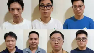 Bộ Công an khởi tố 7 người lập hơn 100 website phát tán 26.000 bộ phim lậu, thu lợi bất chính hàng trăm tỷ đồng từ quảng cáo.