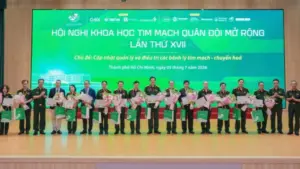 Khoảng 22 triệu người Việt mắc bệnh mạn tính, trong đó tăng huyết áp phổ biến nhất. Chuyên gia khuyến cáo thay đổi lối sống để phòng ngừa hiệu quả.