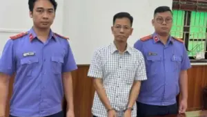Cựu thẩm phán Nguyễn Đăng Phong bị bắt tạm giam để điều tra hành vi thiếu trách nhiệm gây hậu quả nghiêm trọng liên quan vụ án đánh bạc.