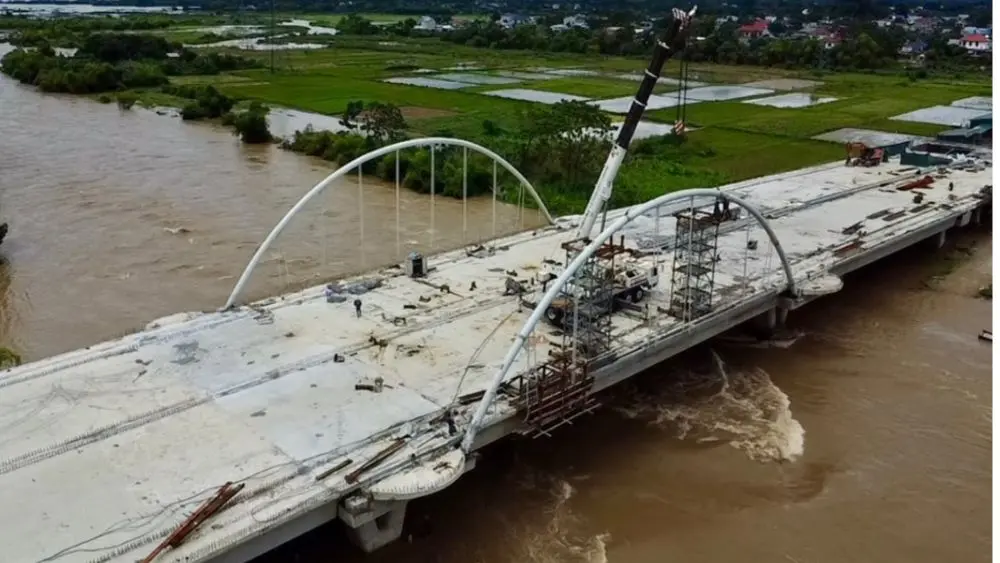 Cầu An Long ở Thái Nguyên được đẩy nhanh tiến độ thi công giữa mùa mưa, góp phần hoàn thiện hạ tầng kết nối Hồ Núi Cốc.